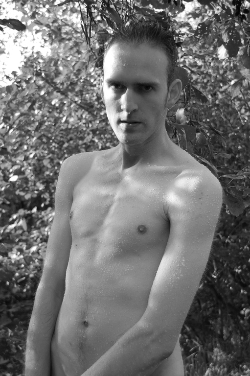 Male model photo shoot of WesleyVR