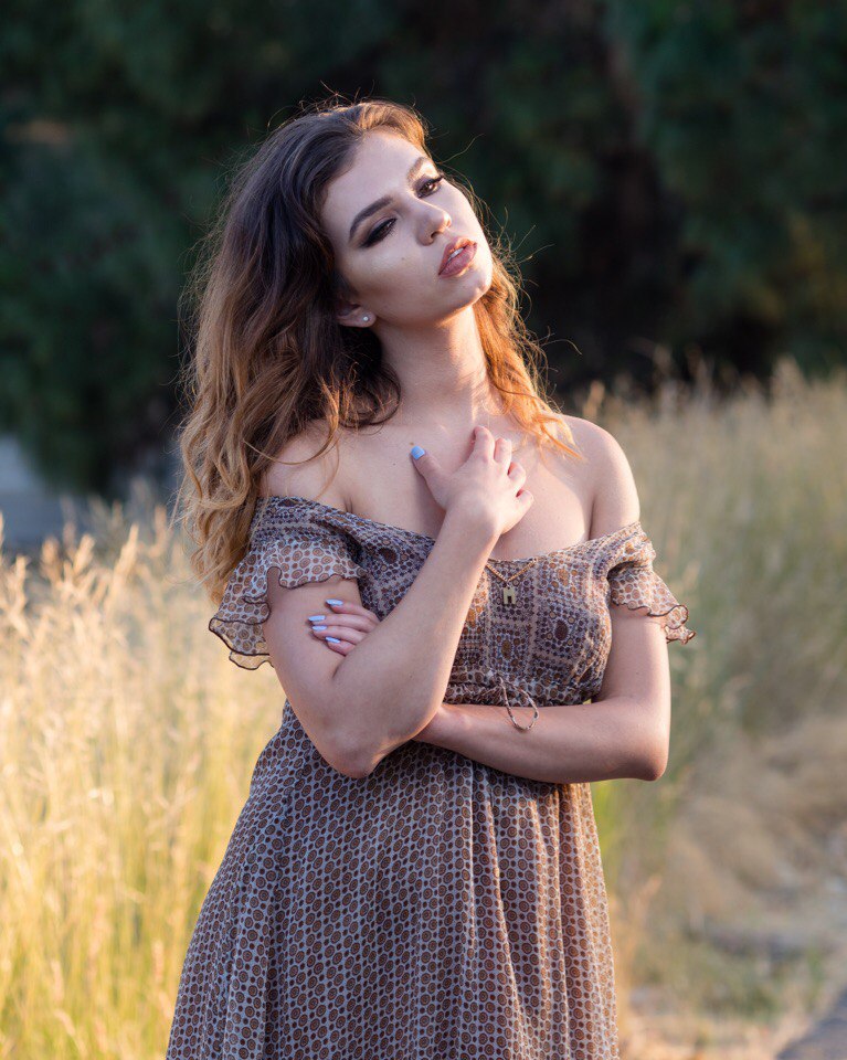 Female model photo shoot of anastasiia_lis