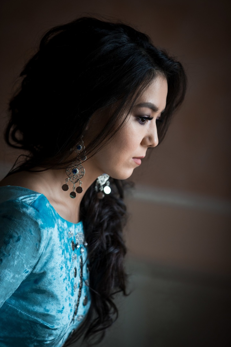 Female model photo shoot of Liana Habibi