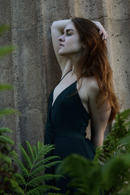 Female model photo shoot of Maria Pechurina in Palace of the Fine Arts