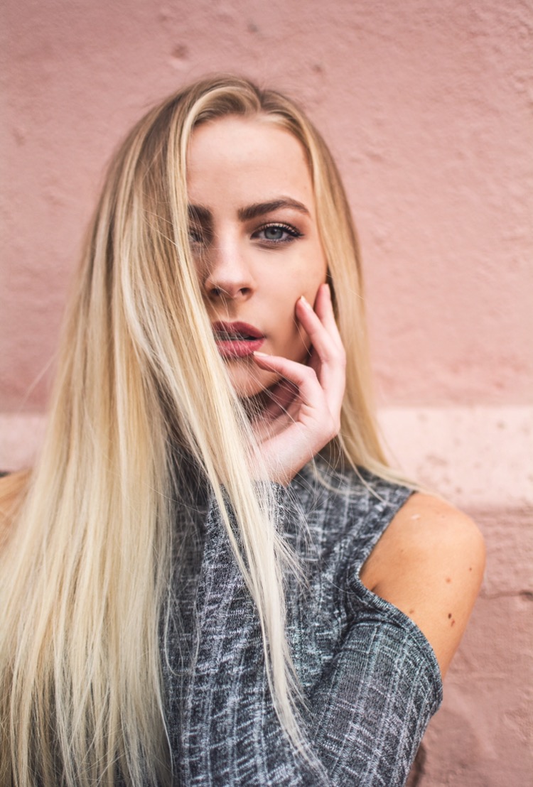 Female model photo shoot of Anastasiya S Koval