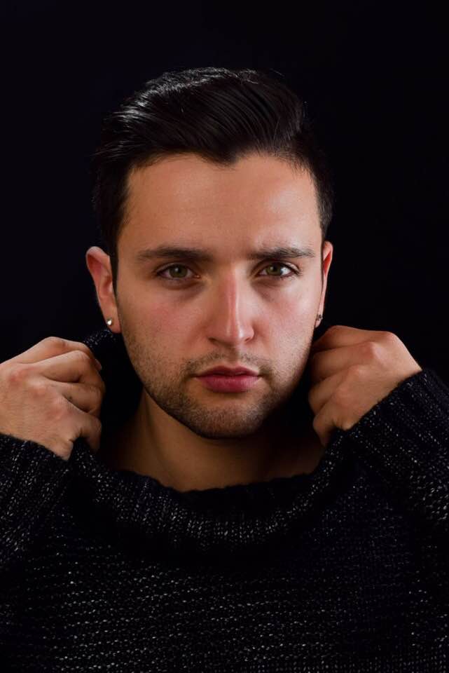 Male model photo shoot of movadin