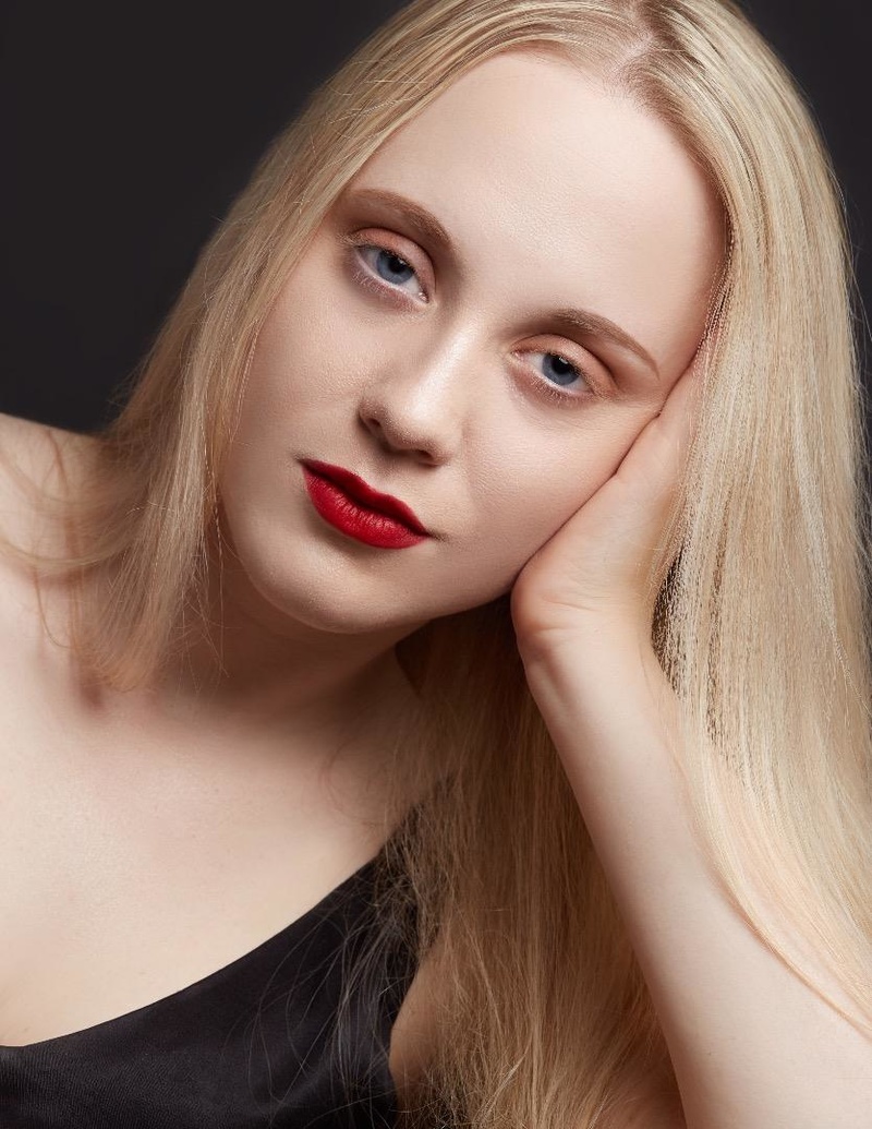 Female model photo shoot of Queen_Moldova
