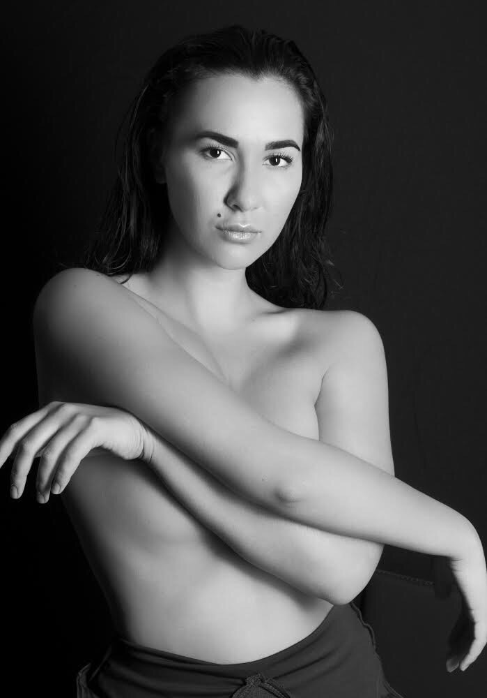 Female model photo shoot of Zhanara_bazarbaeva