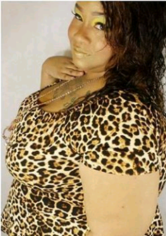 Female model photo shoot of ShayaeD33