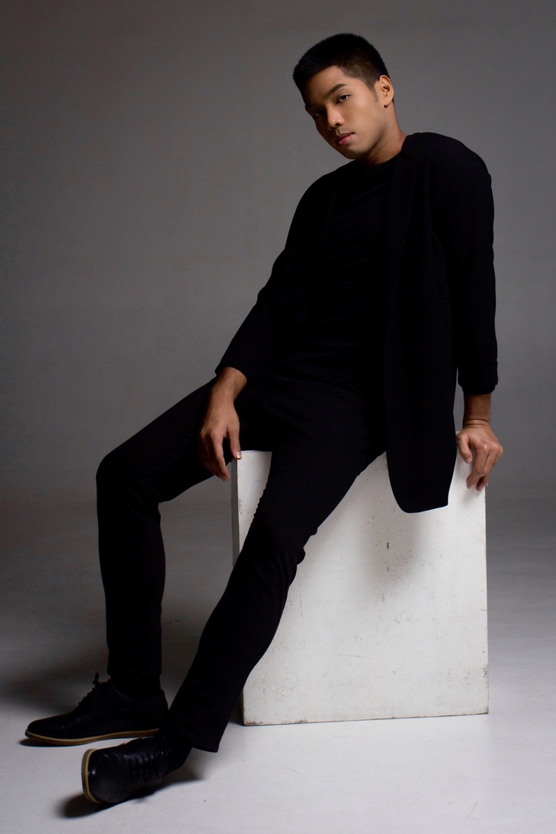 Male model photo shoot of Josh Villanueva
