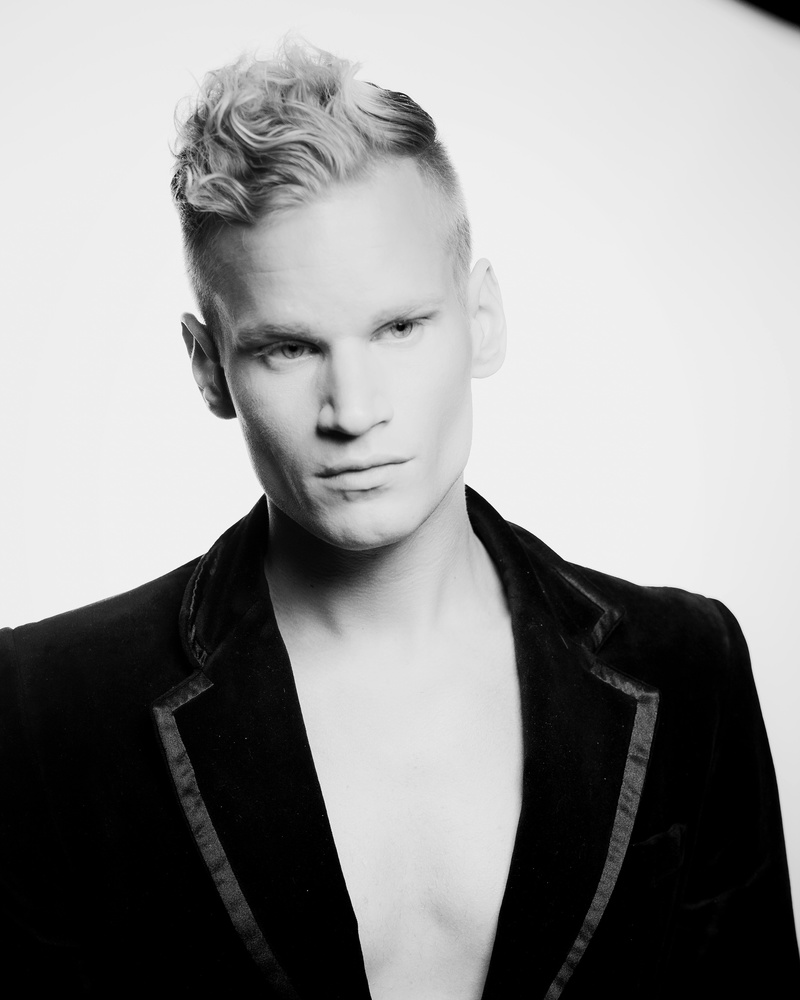 Male model photo shoot of Alex Almqvist