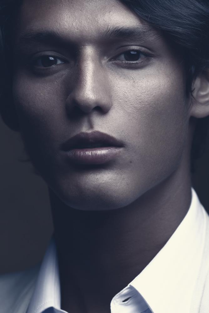 Male model photo shoot of DANIEL CAICEDO