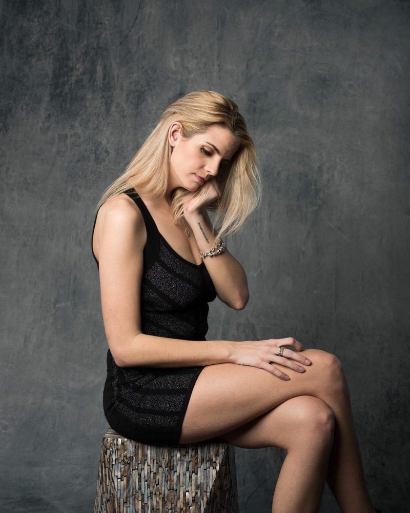 Female model photo shoot of Rachel Lorrie Burns