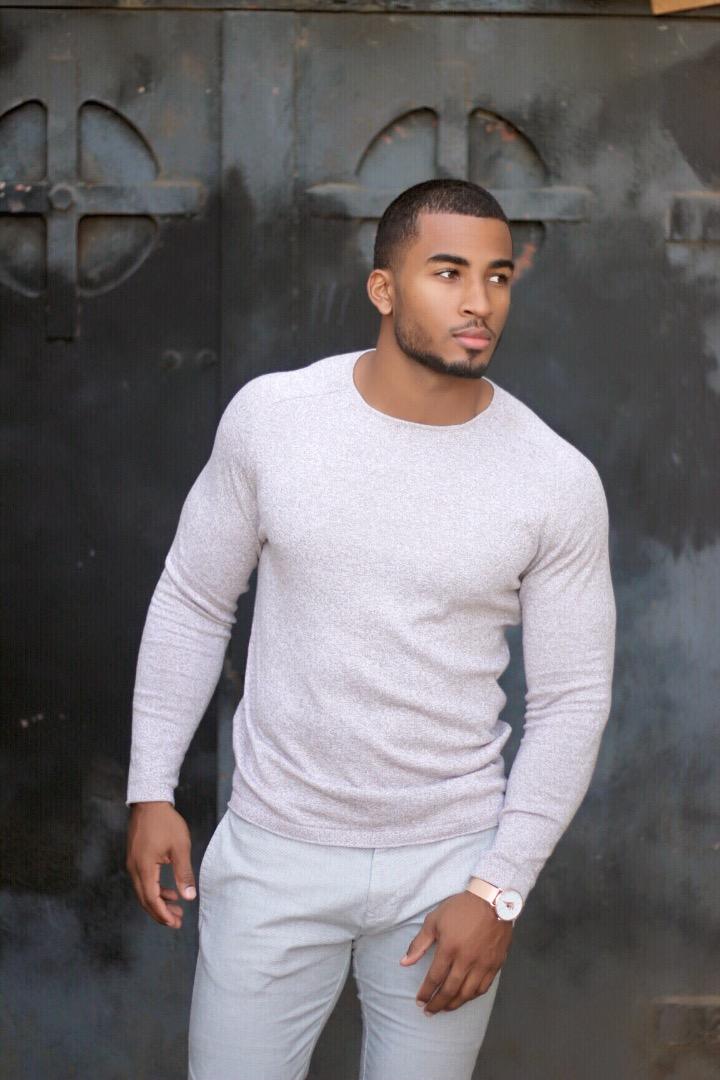 Male model photo shoot of Gainsbygaines