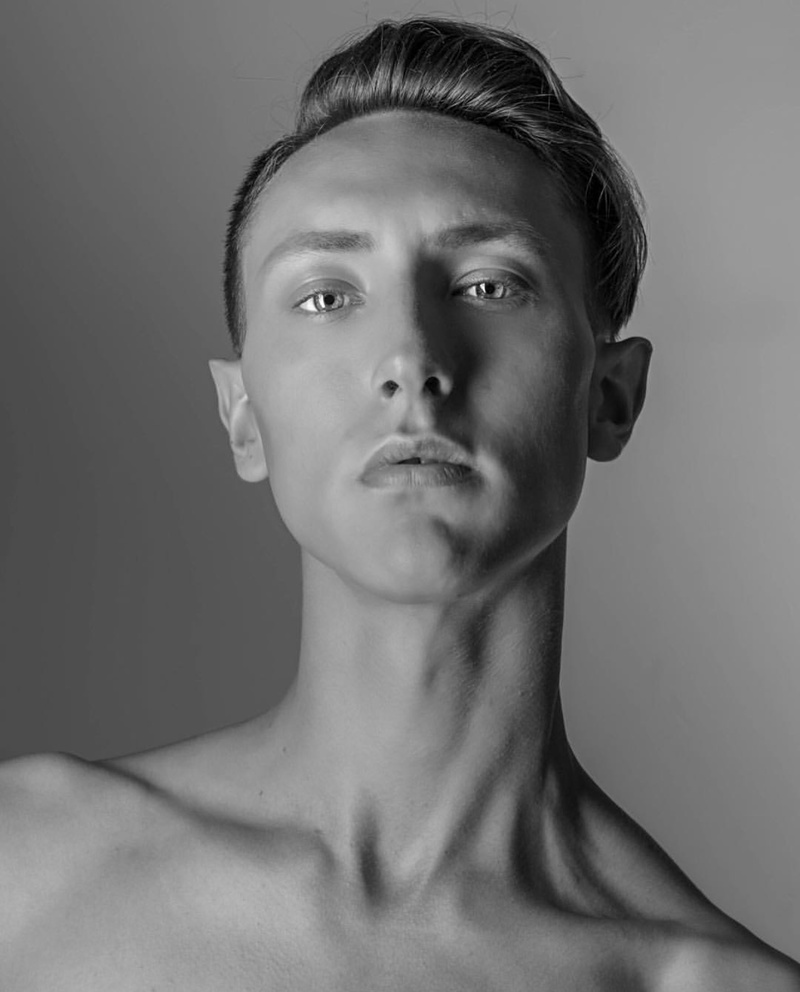 Male model photo shoot of DELACRUZJ