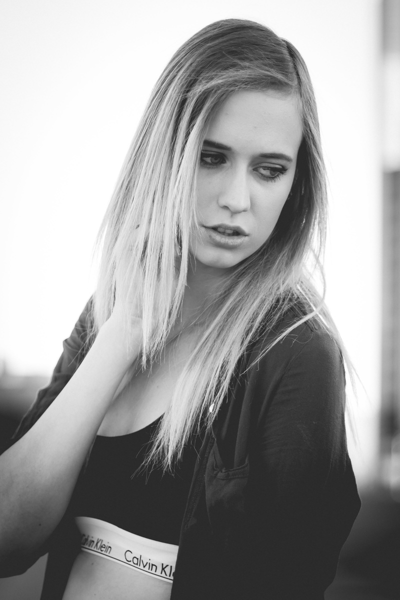 Female model photo shoot of Nikki Jakubowski