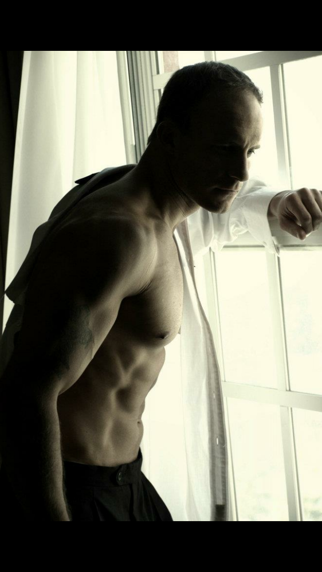 Male model photo shoot of Edward Alligier