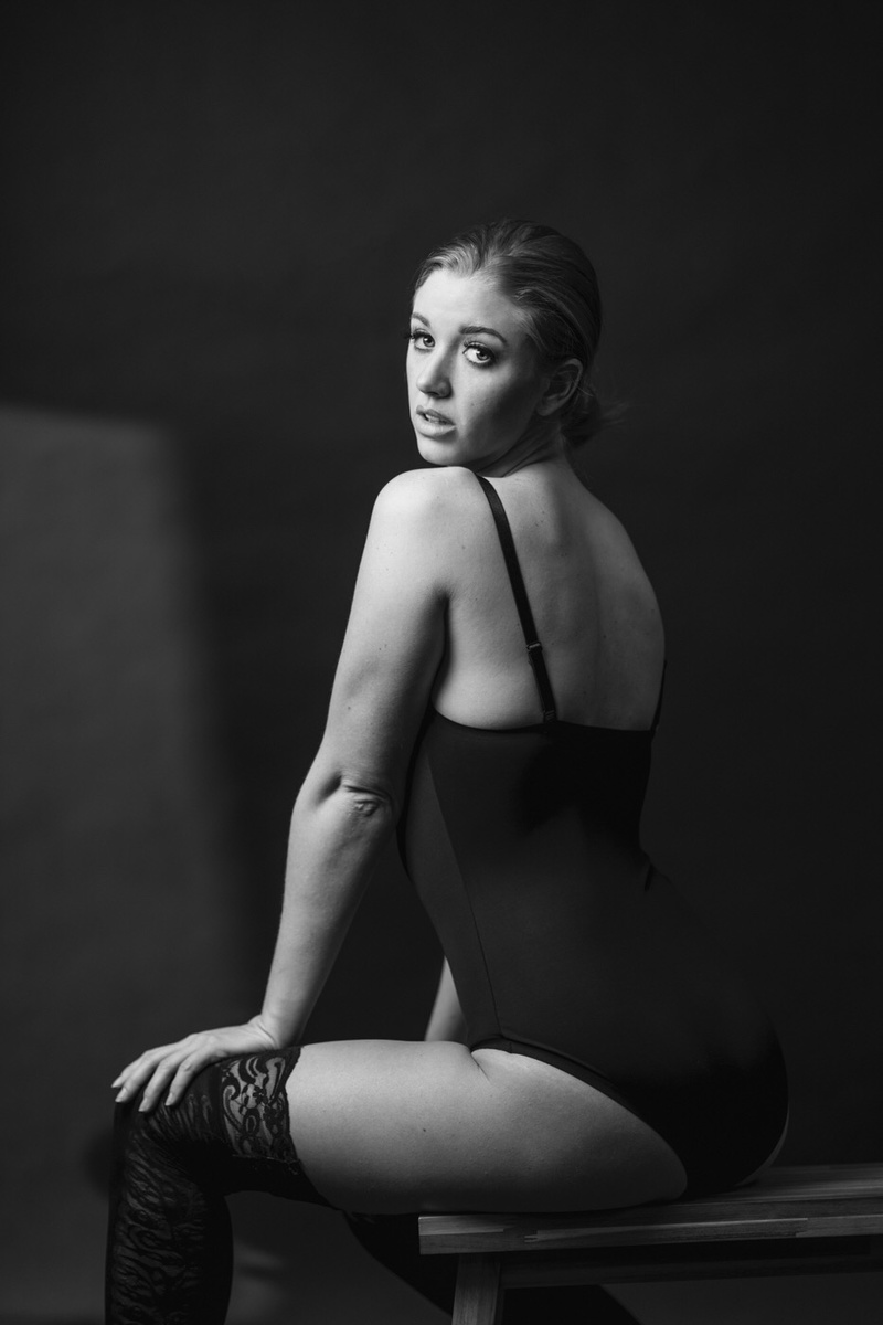 Female model photo shoot of Blkoch