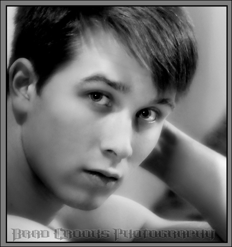 Male model photo shoot of Brad Crooks Photography and 5oul5tatic in Olathe, KS