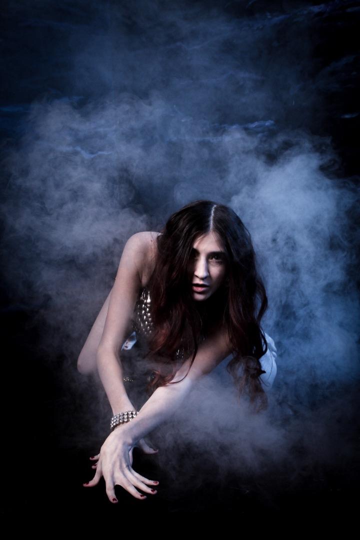 Female model photo shoot of Ky Monet