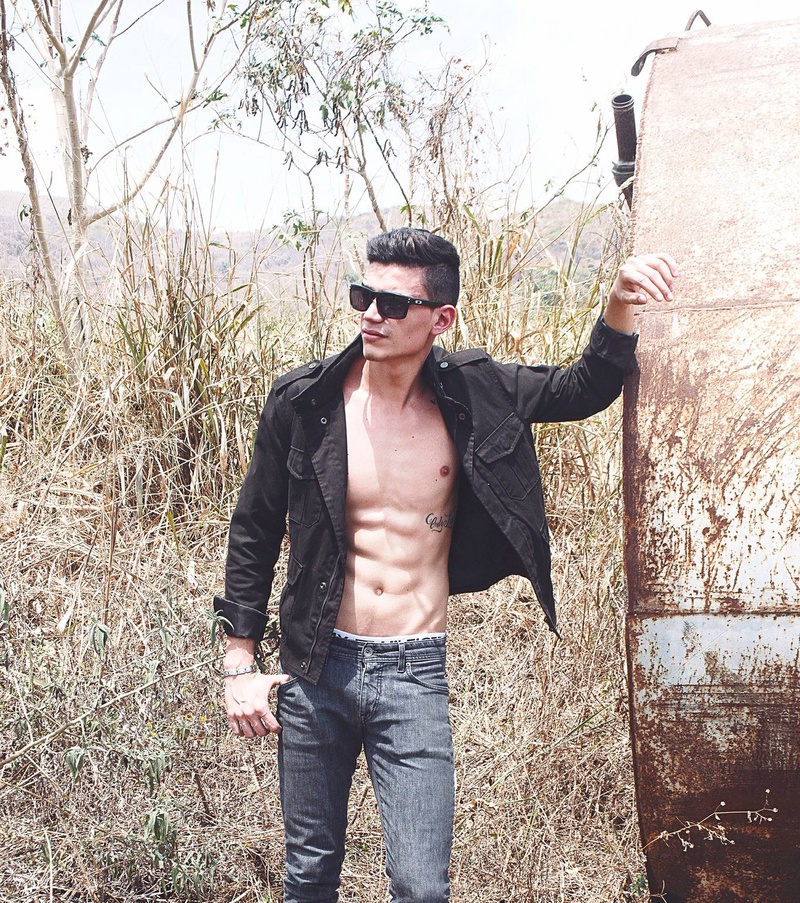 Male model photo shoot of Alexisroma in Venezuela