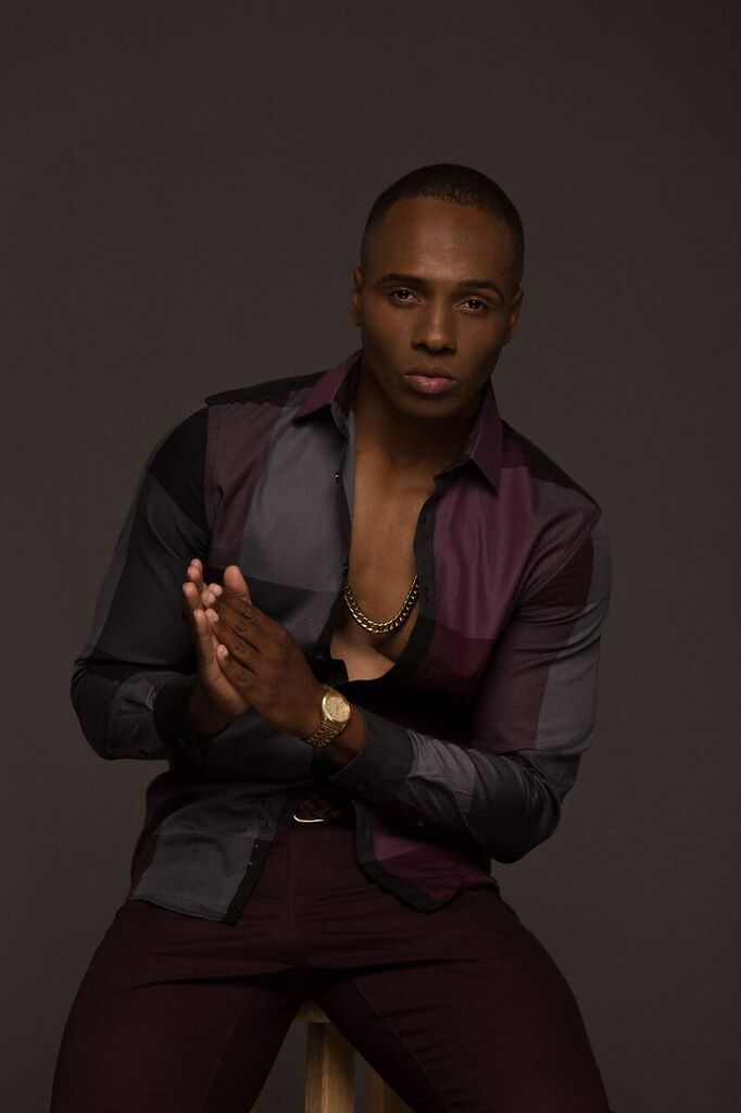 Male model photo shoot of Ike Uzoma