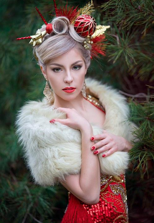 Female model photo shoot of Poppy Tart