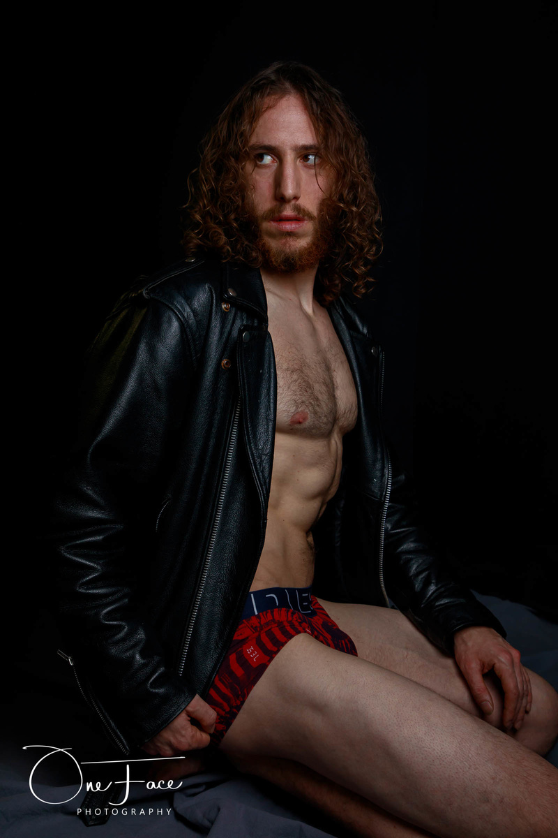 Male model photo shoot of Matthew Ballantyne