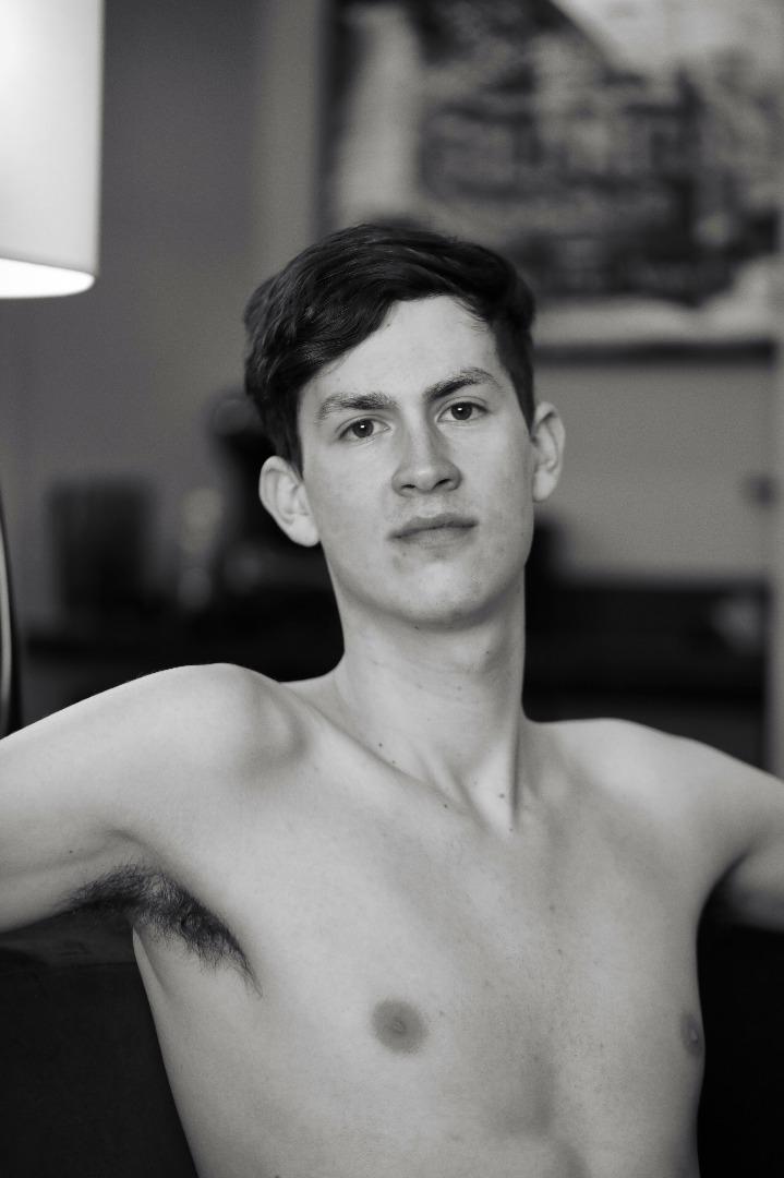 Male model photo shoot of sauberfan