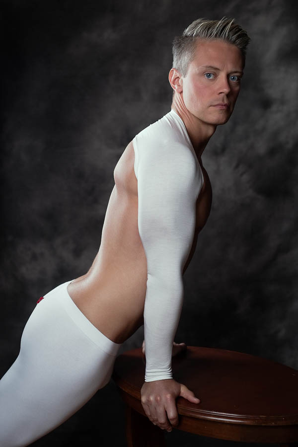 Male model photo shoot of Aquablue