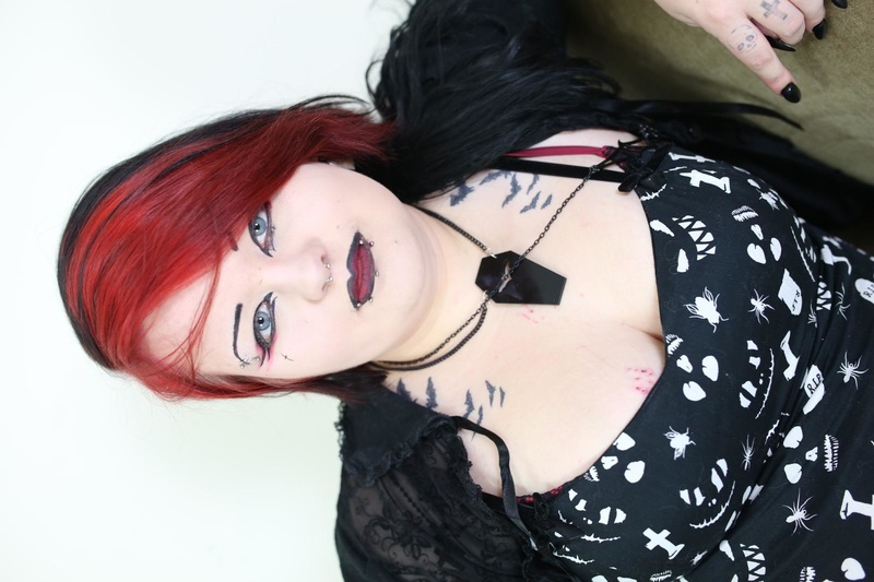 Female model photo shoot of AliceAutopsy