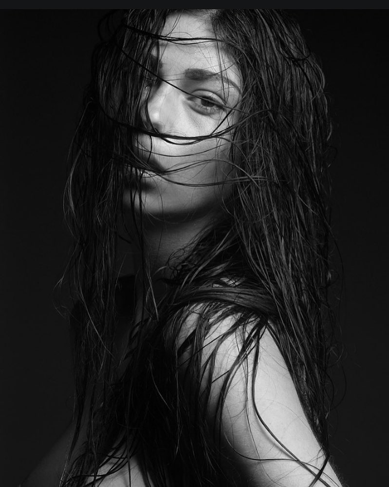 Female model photo shoot of Destiny Lissette