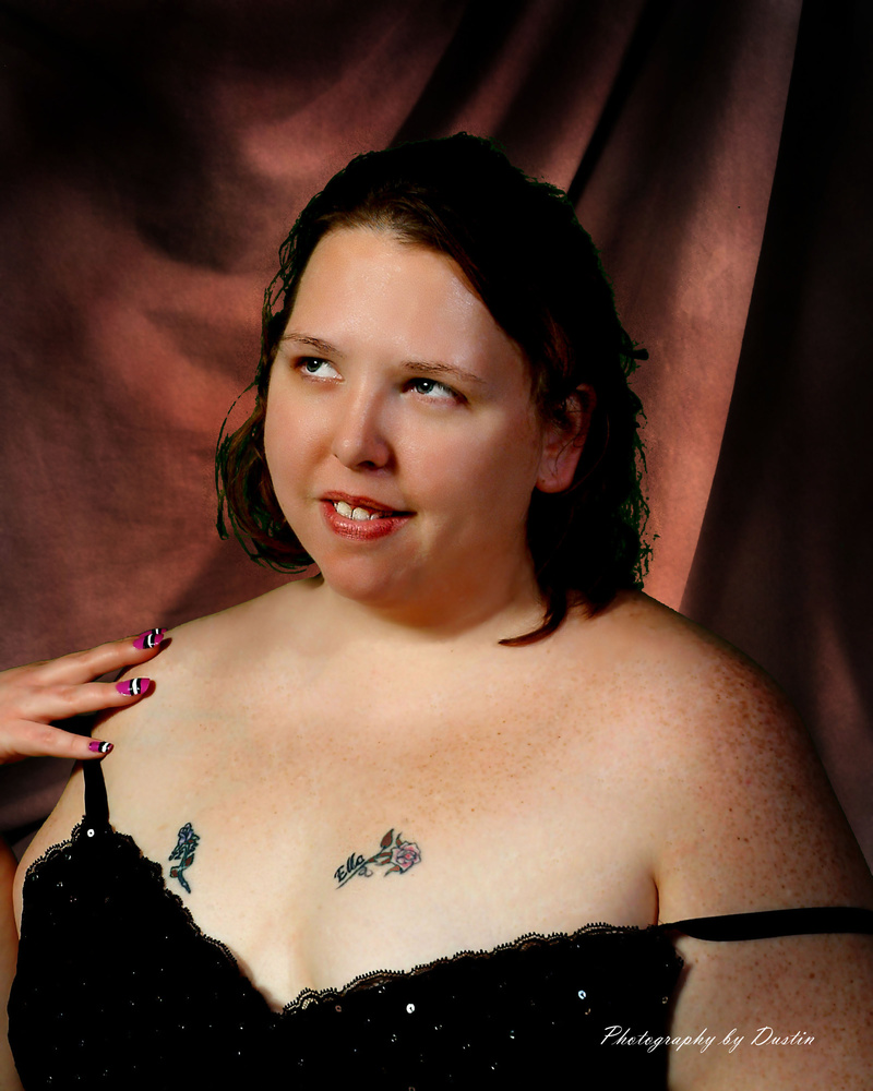 Female model photo shoot of LoveLace69