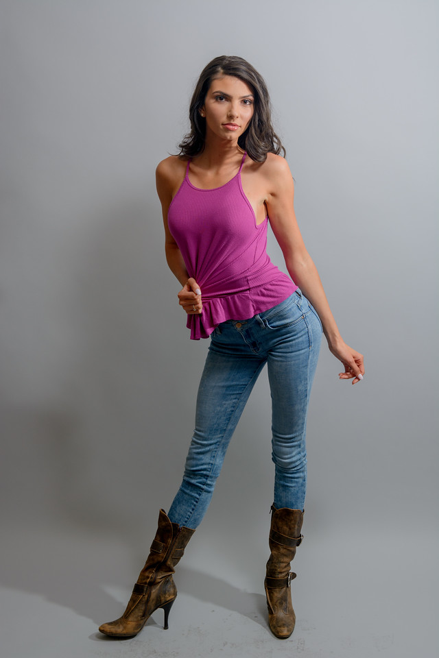 Female model photo shoot of Jasmine LeMier