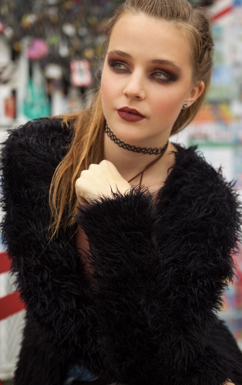 Female model photo shoot of Lea Louisa in Wynwood