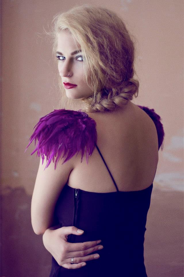 Female model photo shoot of Ashleigh Holder5