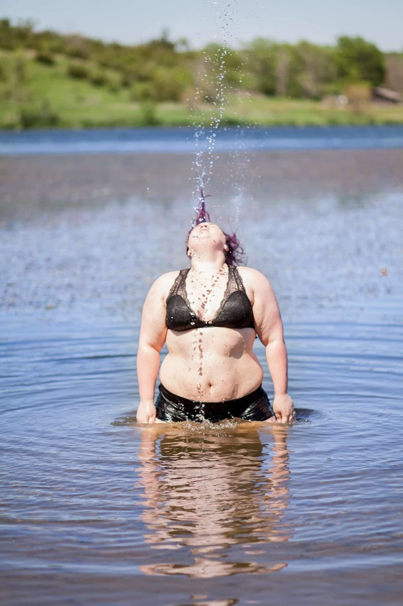 Female model photo shoot of RubeeRebel in Tekehma Nebraska