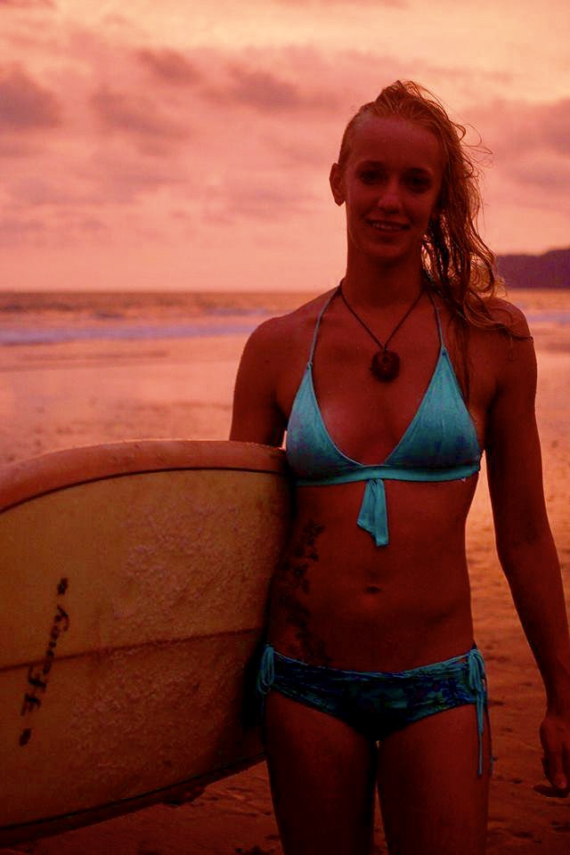 Female model photo shoot of Jess Hanley in Jaco, Costa Rica