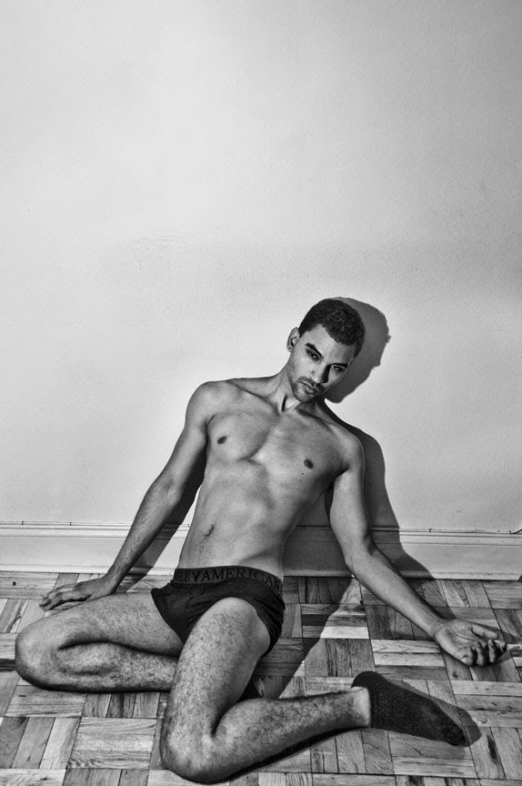 Male model photo shoot of latinurm