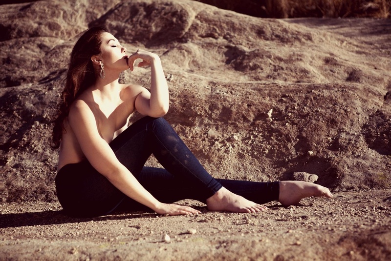 Female model photo shoot of Laura Lake_ 