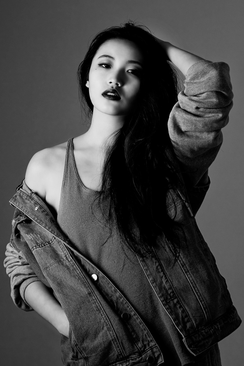 Female model photo shoot of YuYingLuMakeup in Taipei