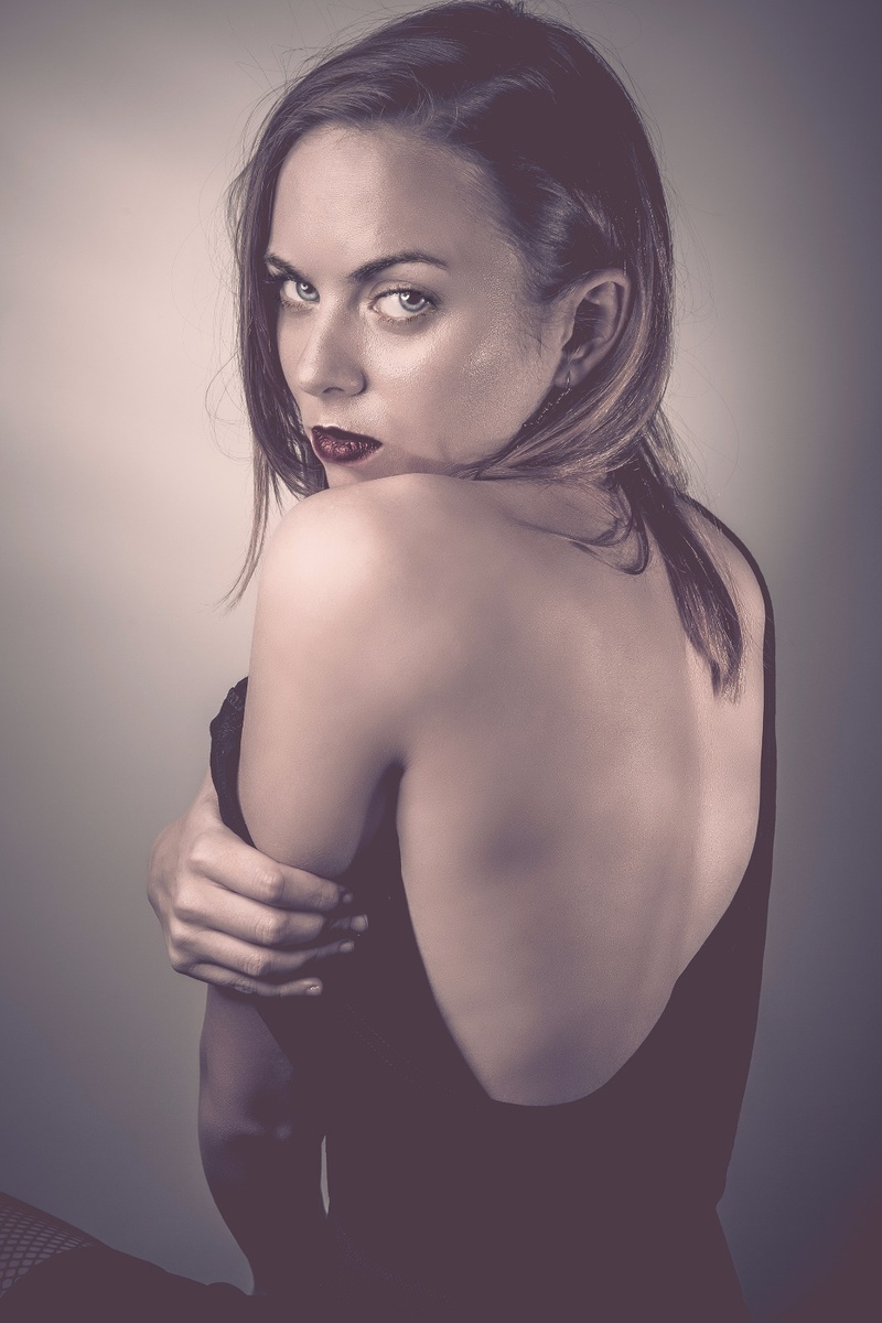 Female model photo shoot of Laeticia-Model in Paris