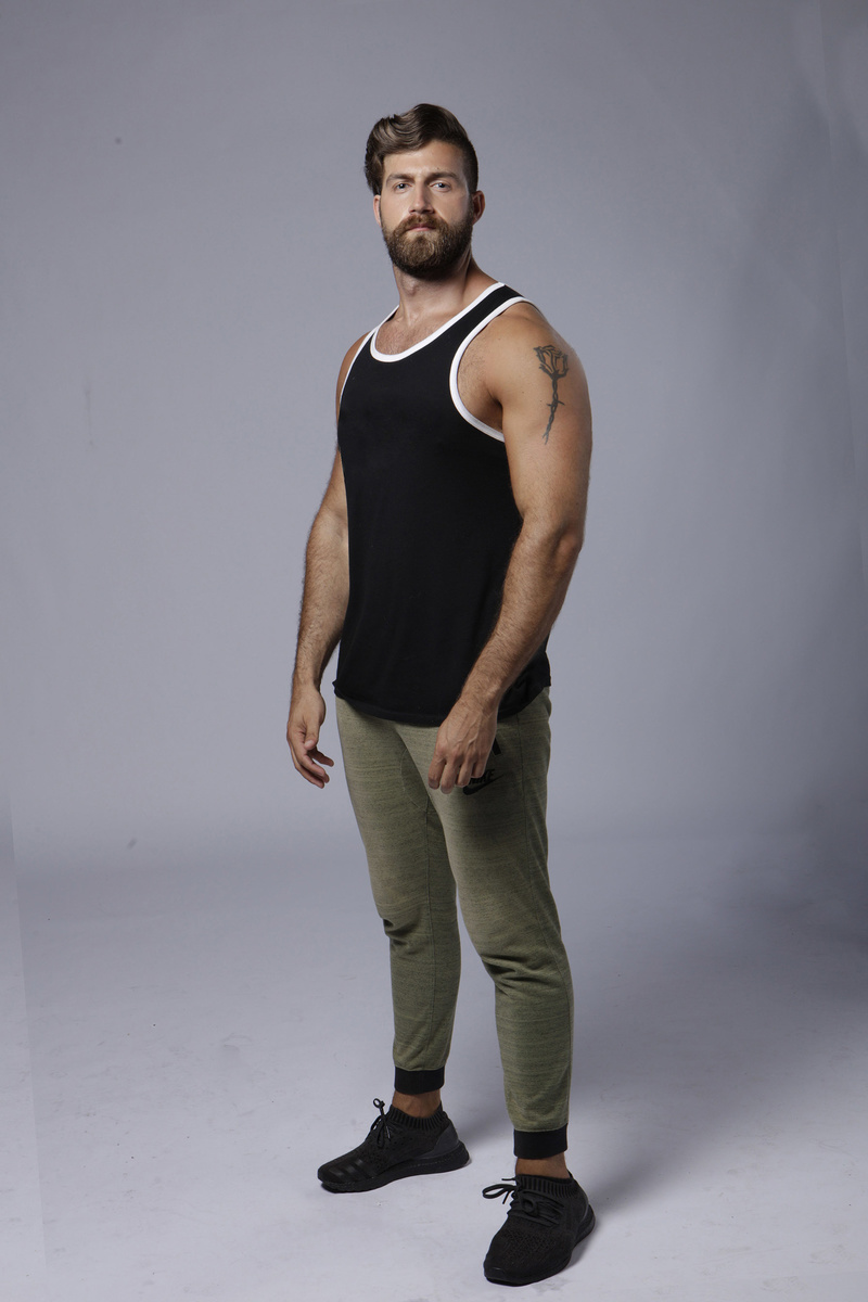 Male model photo shoot of Jordanrosengarten