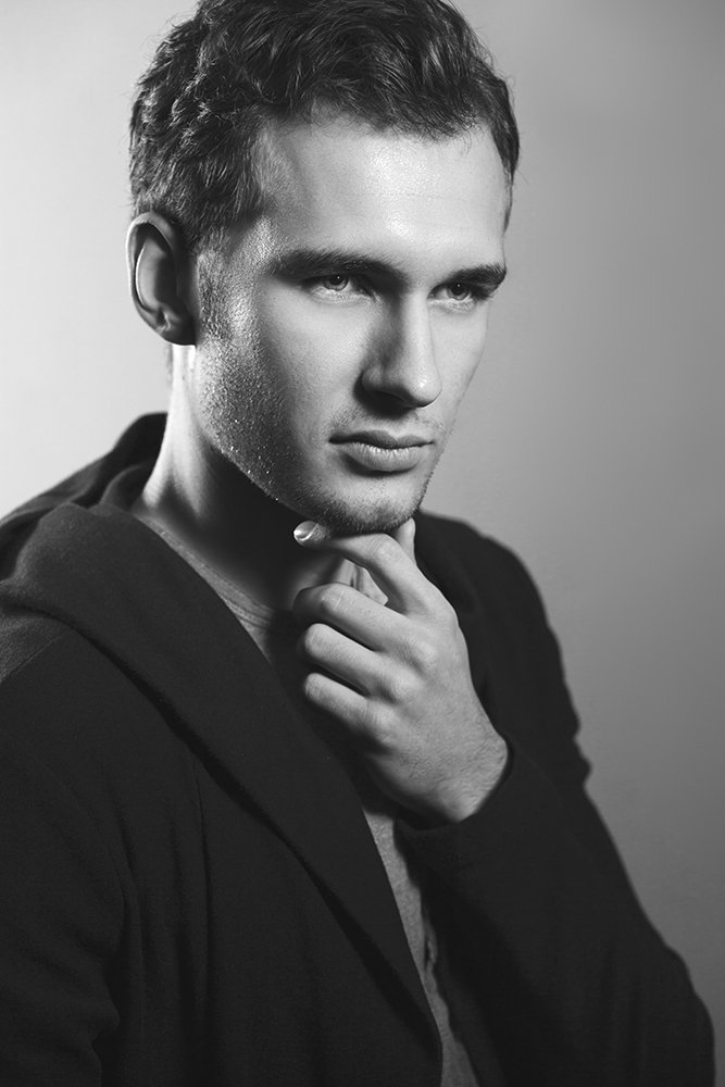 Male model photo shoot of mattbortli