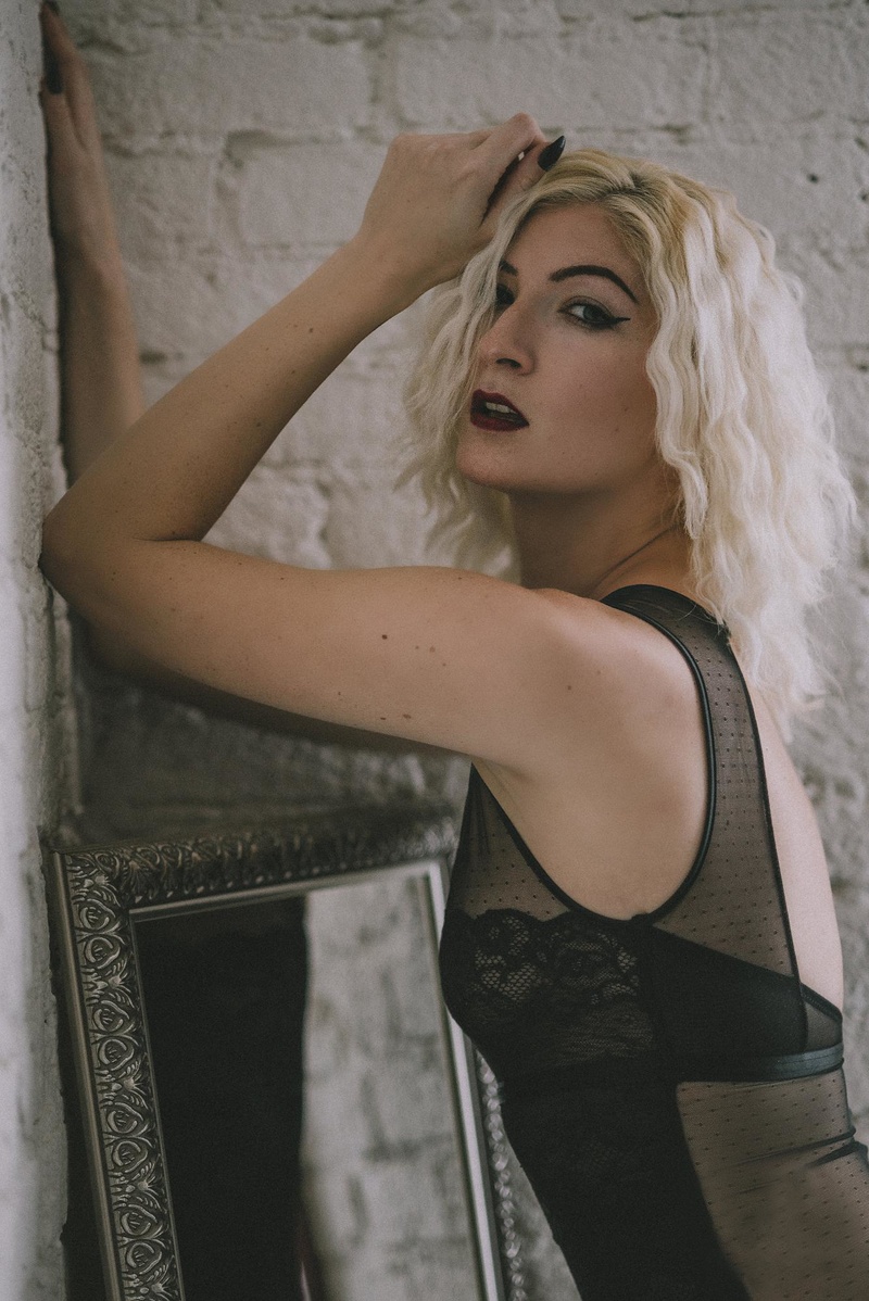 Female model photo shoot of Scarlett V V