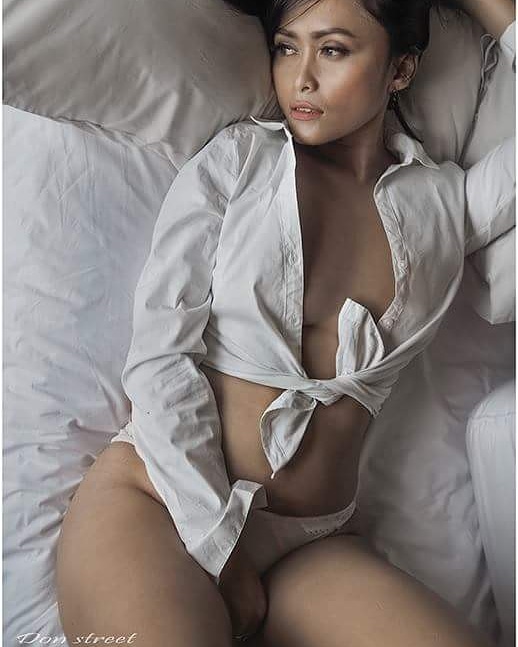 Female model photo shoot of Anastasia Bella