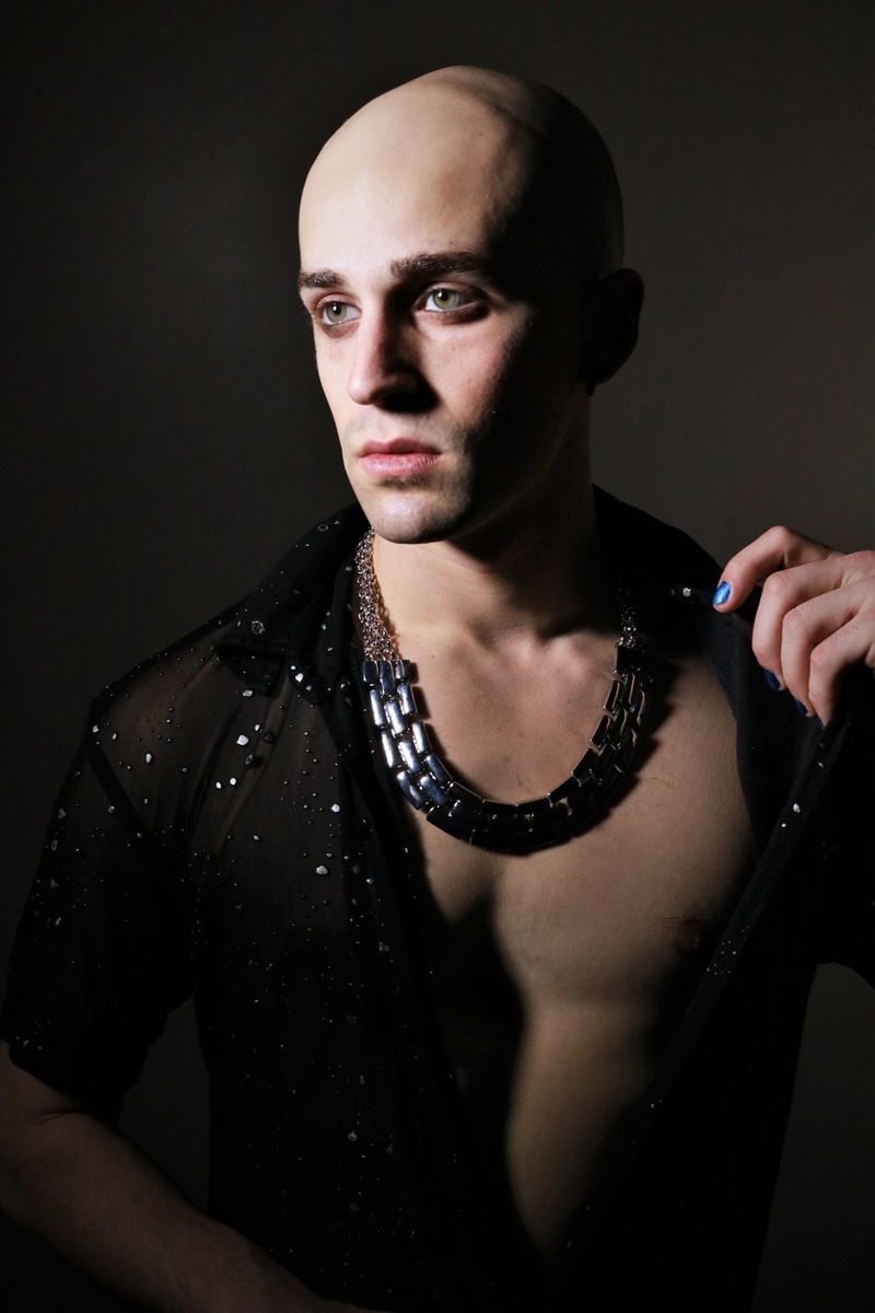 Male model photo shoot of Matthew ZanFagna