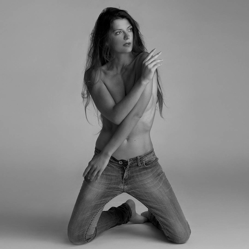 Female model photo shoot of Zodiac m