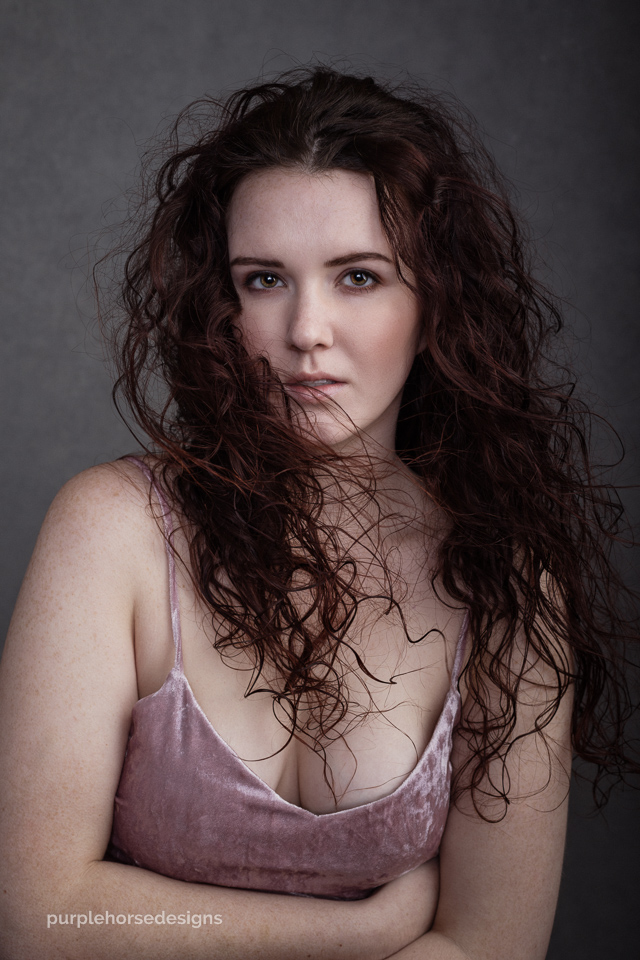 Female model photo shoot of Anna Smolens
