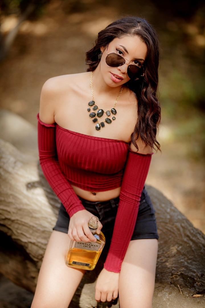 Female model photo shoot of Anna Chavez