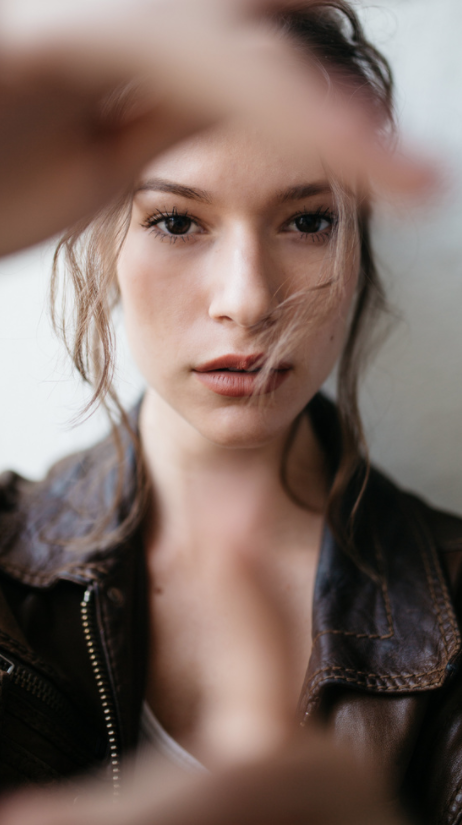 Female model photo shoot of Nathalie Kossek