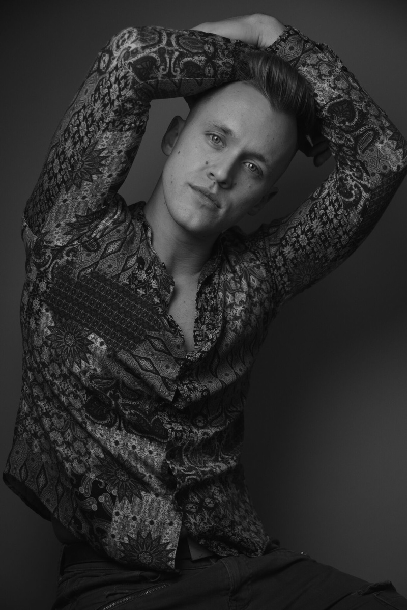 Male model photo shoot of Derek Alan Johnson