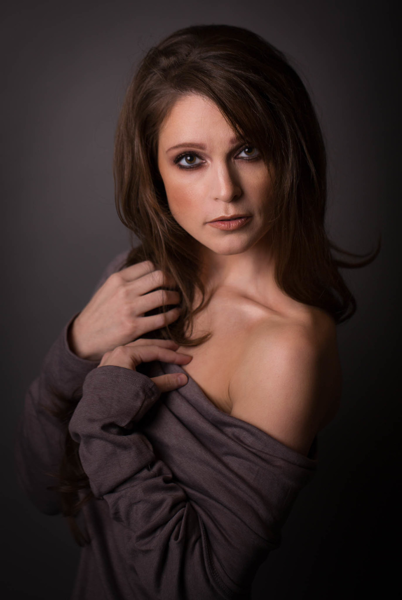 Female model photo shoot of Riley Marie