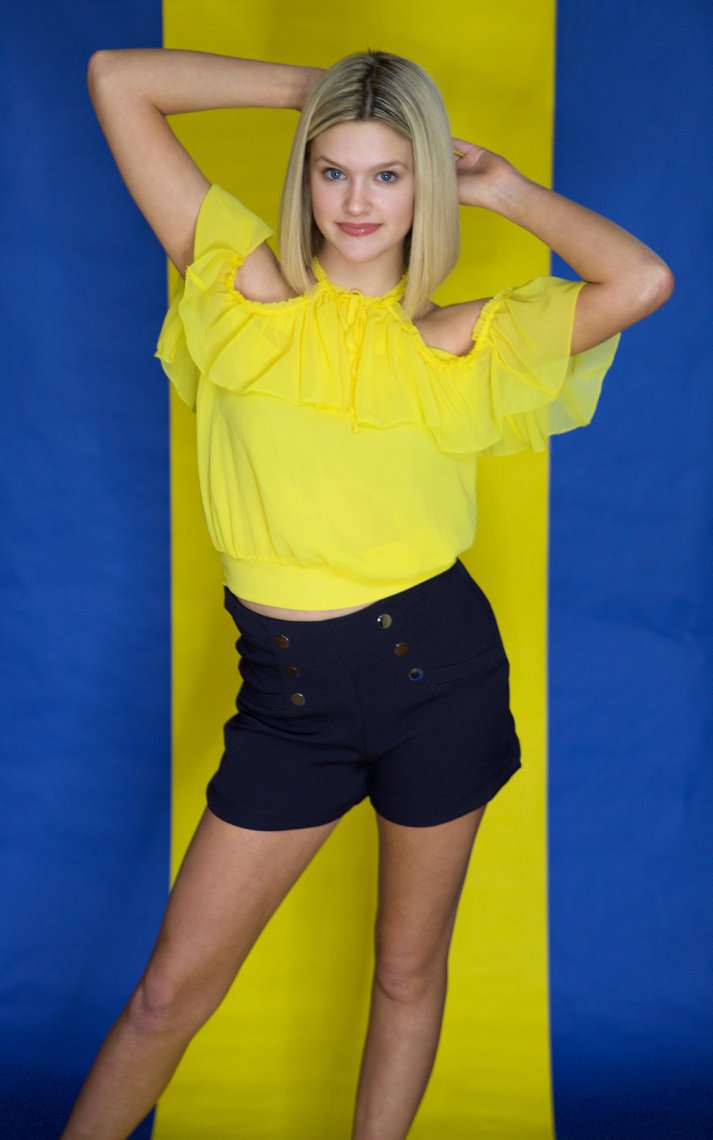 Female model photo shoot of ShotsBySonja